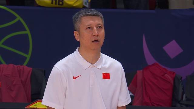中国男篮每