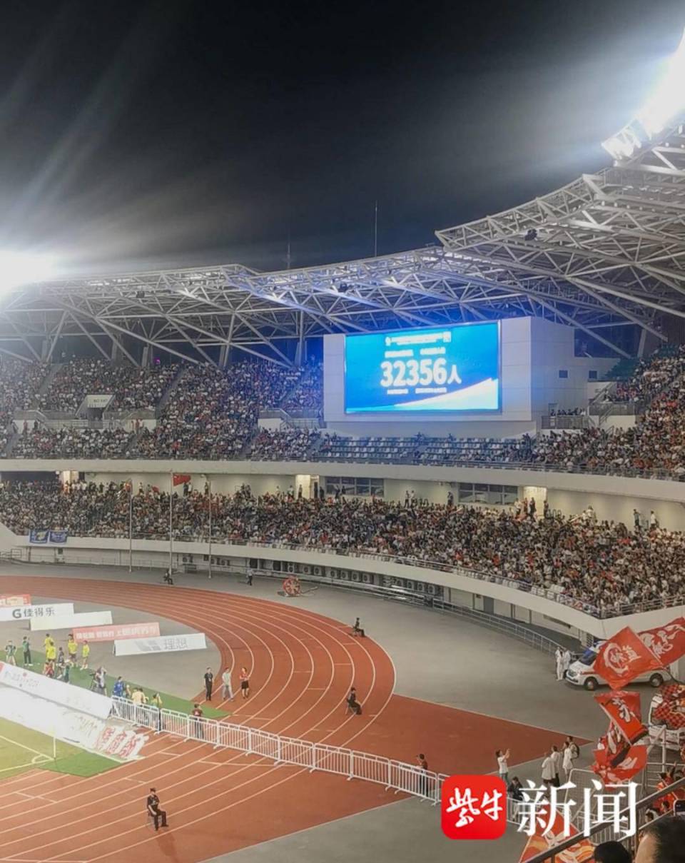 更有文化与, 也带走了这, 内人声鼎沸 更有文化与, 也带走了这, 内人声鼎沸